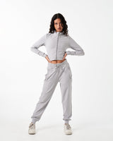 Women’s Breathe Joggers in light grey with a thick waistband and 4-way stretch fabric for unrestricted movement.