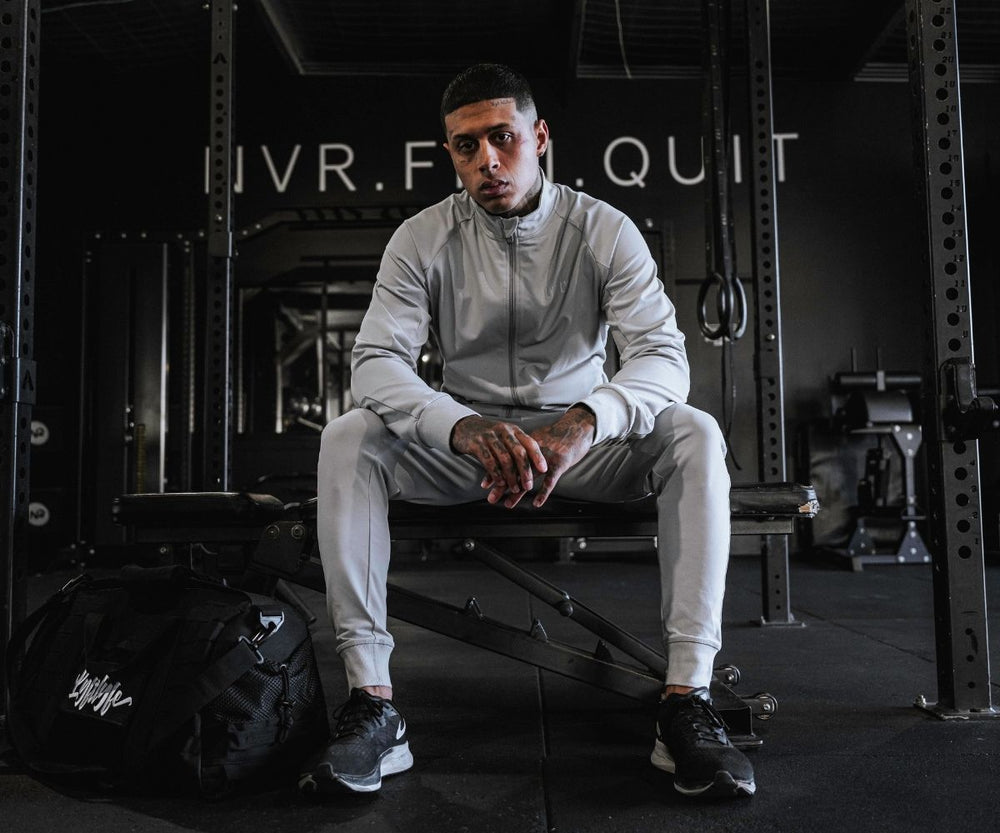 <h1>Men's Hoodies & Jackets</h1>